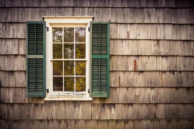 Cedar Siding Repair in Spring